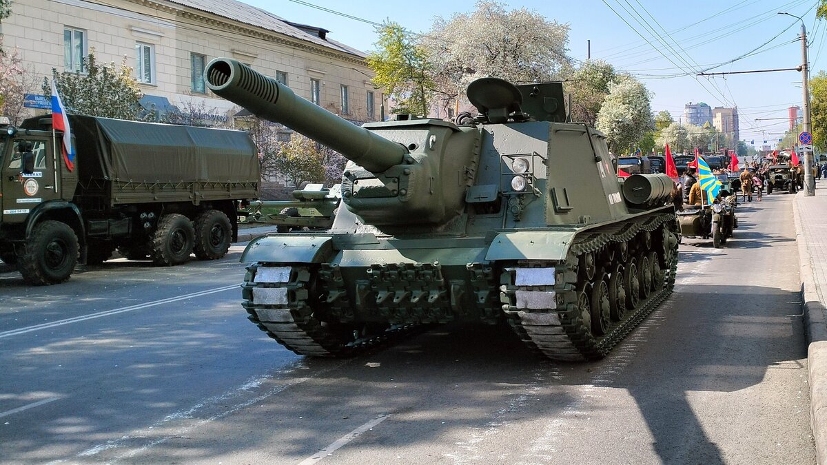     В Новочеркасске Ростовской области разработали тренажеры для подготовки экипажей танков, сообщили в местной администрации.