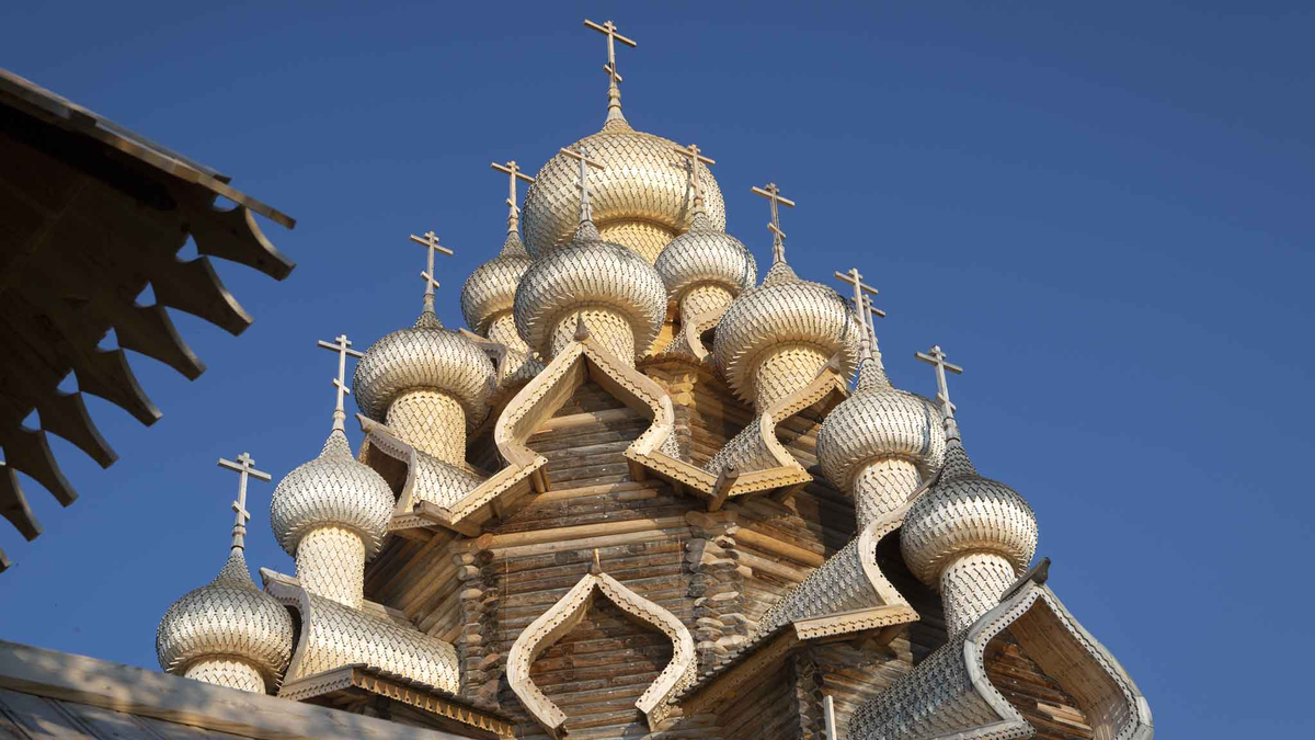 Купола Преображенской церкви