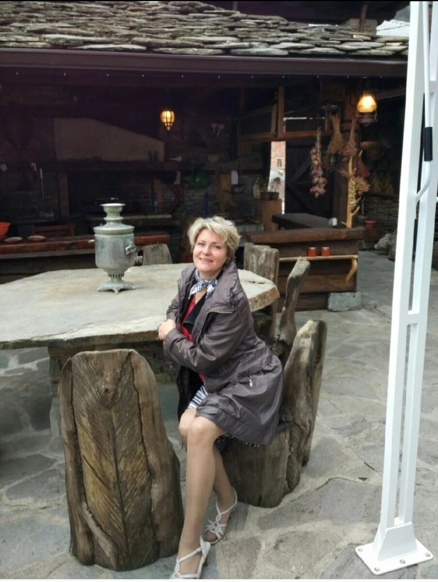 Первый секретарь  Севастопольского  райкома МосКПРФ, член Бюро МосКПРФ Татьяна Десятова связная с Западом на задании в Болгарии