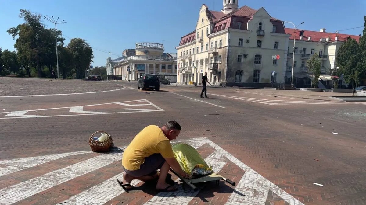 Ракетный удар пришелся на время православного праздника Преображение Господне и Яблочный Спас. Фото: National Police of Ukraine. /commons.wikimedia.org