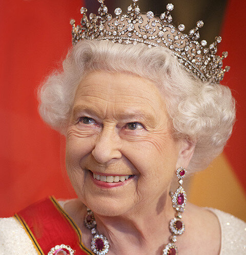    Совсем скоро королева отмечает свой день рождения! Королева Елизавета – самая известная личность, отличный правитель и свидетельница самых разных эпох.-2