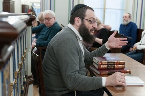 22 апреля в Большой Хоральной Синагоге состоялся День еврейской книги – просветительское мероприятие городского масштаба. Мероприятие было открыто для всех желающих, вне зависимости от национальности и вероисповедания.