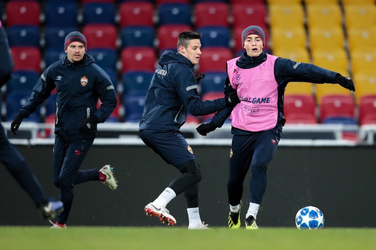 Фото с тренировки ЦСКА.