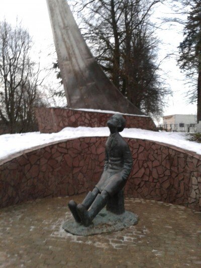 Памятник циолковскому в калуге фото