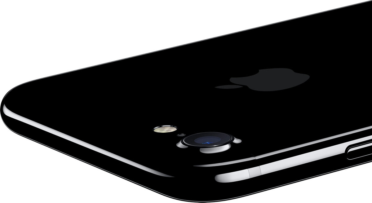 Первый iPhone, получивший исполнение Jet Black