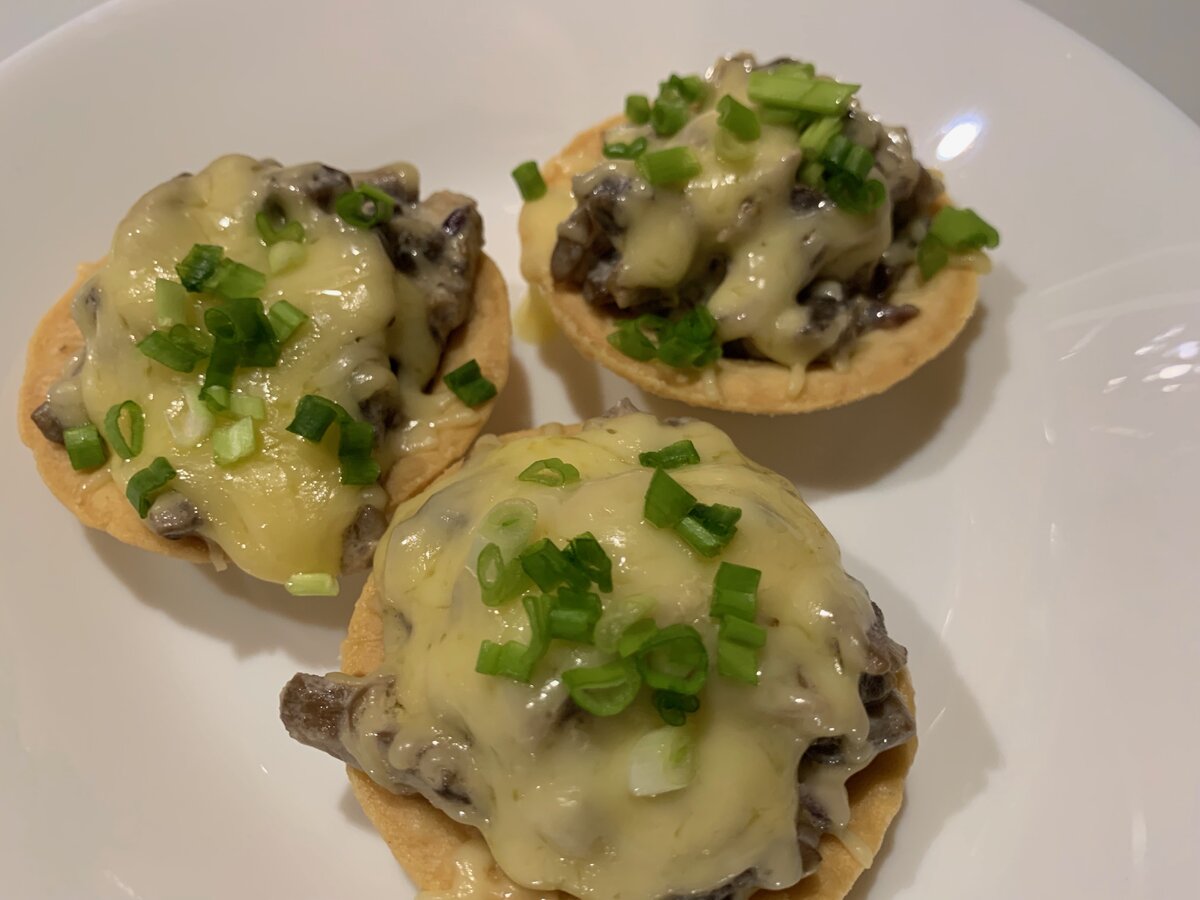 Блюда за 15 минут. Еда за 15 минут. Сморреброды с лососем. Быстрая вкусная пицца. Пицца за 5 минут на сковороде.