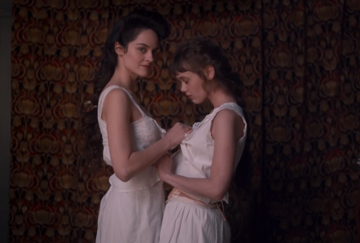 Кадр из фильма «Куриоса»