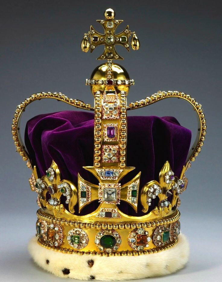 Корона Святого Эдуарда; иллюстрации из открытых источников