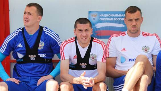 Лунёв, Ионов и ещё какой то парнишка)))