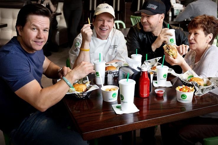 10. Марк Уолберг – The Wahlburgers 