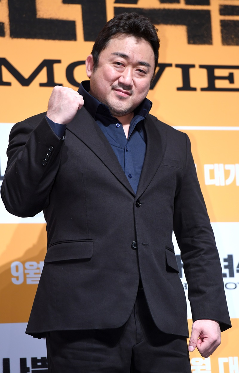 Дон сук. Корейский актер мадонцок. Ма дон-сок 2021. Дон сук. Ма донг сеок.