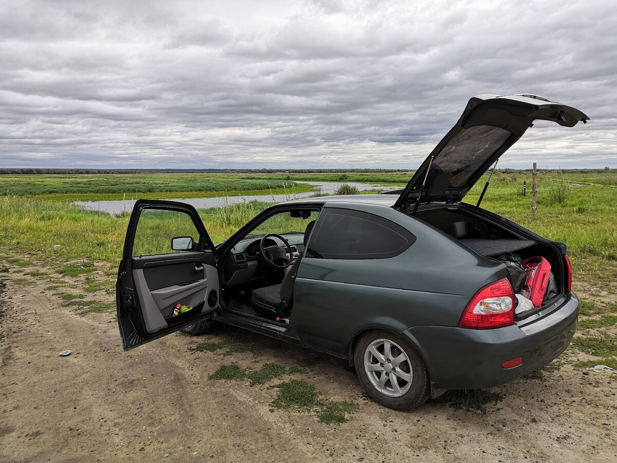 В багажник можно сложить слона, и еще останется место.