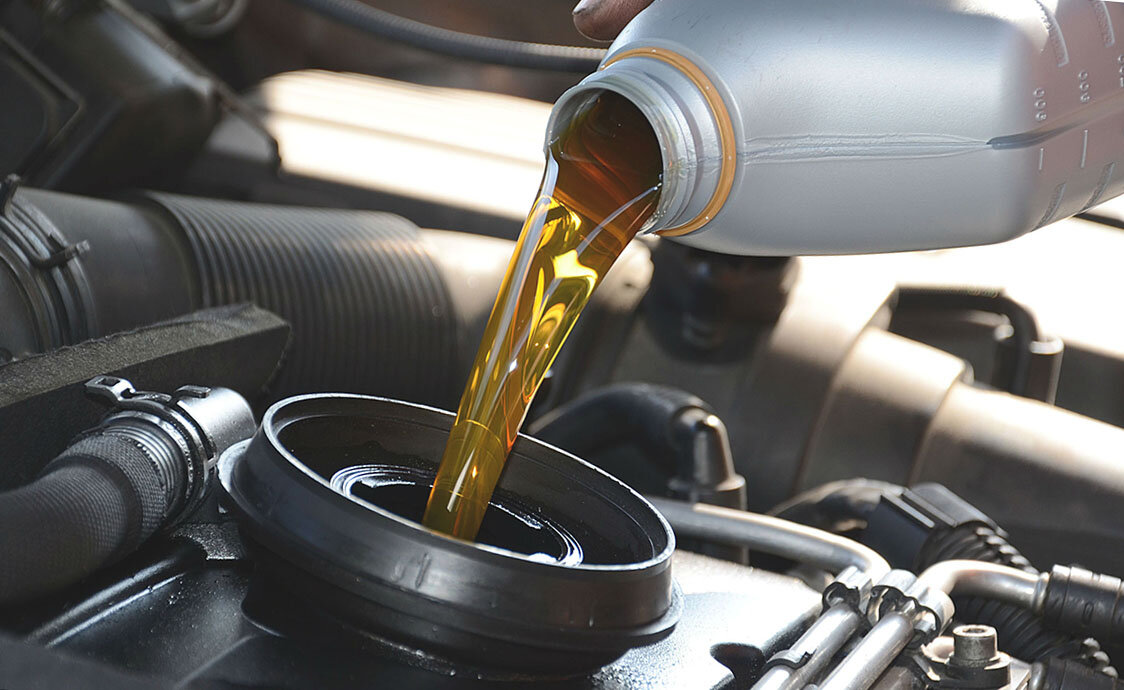 Замена моторного масла – регулярная процедура, предписанная регламентом производителя для каждого транспортного средства.