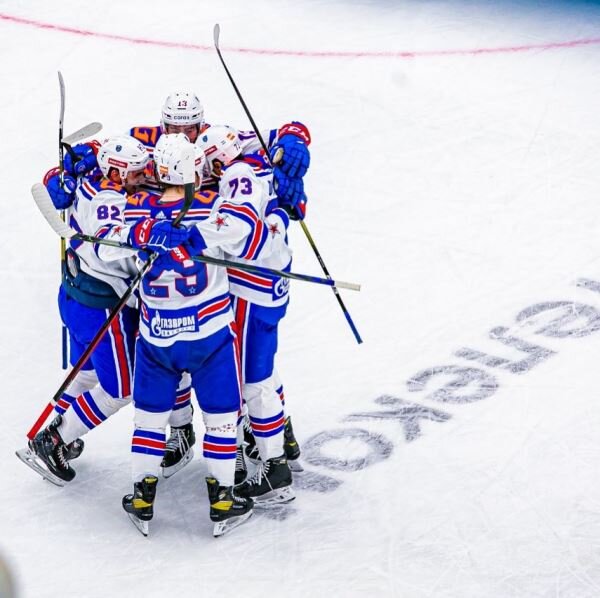 Когда новичков правильно готовят к КХЛ, они не потеряются и могут сходу дать результат.
 
