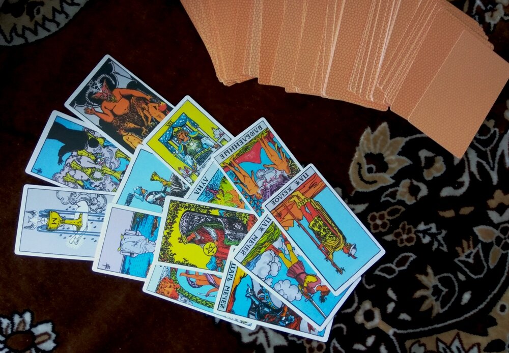 Расклад на картах Таро для знака Зодиака Дева