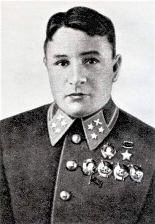 Генерал-лейтенант П.В. Рычагов. 