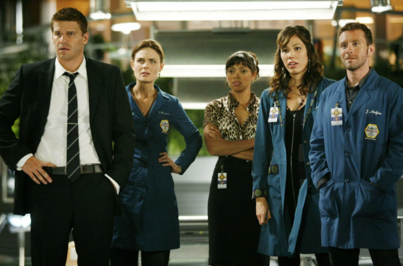 Кадр из сериала "Кости"