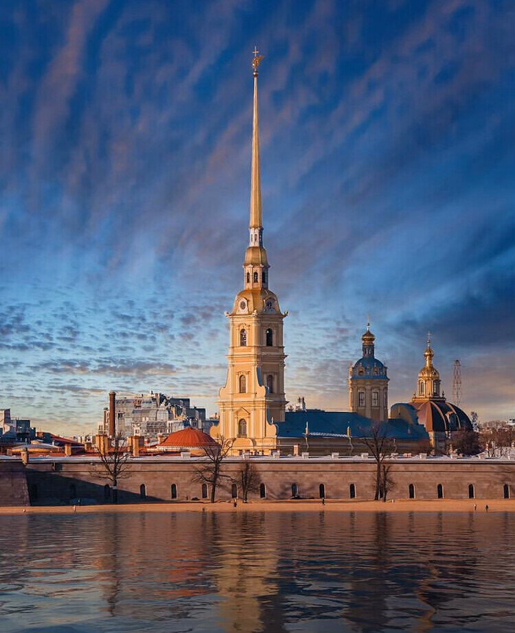 Булыжная Петропавловская крепость