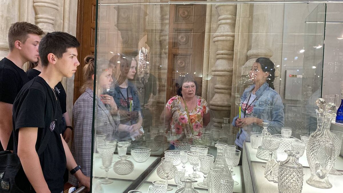 В Музее Хрусталя