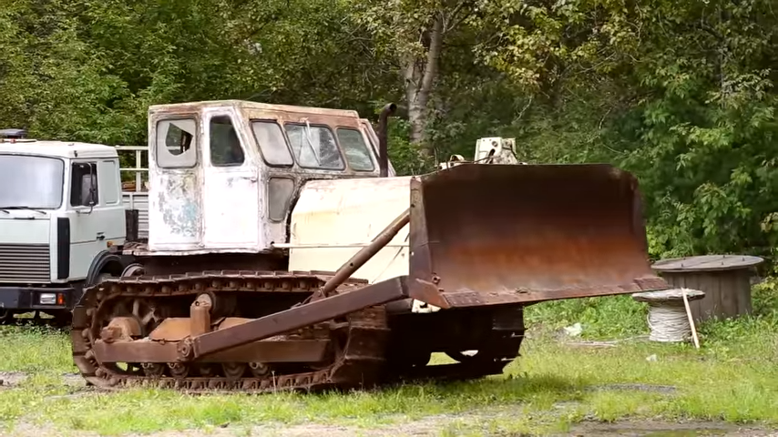 Трактор ЧТЗ Т – 100