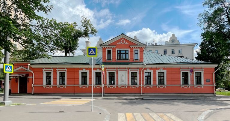 Волховский переулок 4