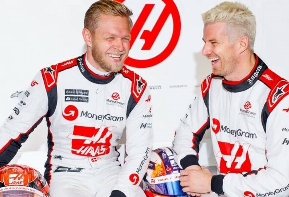    Кевин Магнуссен и Нико Хюлькенберг останутся пилотами Haas в 2024 годуLAT Images / Haas