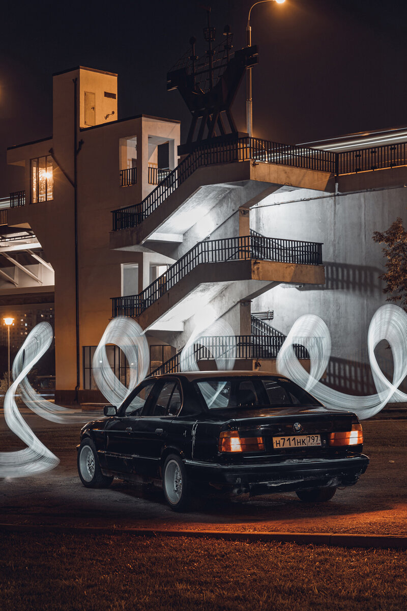 BMW E34 ночная фотосессия. Моя фоторабота. | SvarogovMSK Фотограф | Дзен