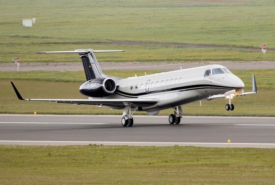     Бизнес-джет Embraer-135