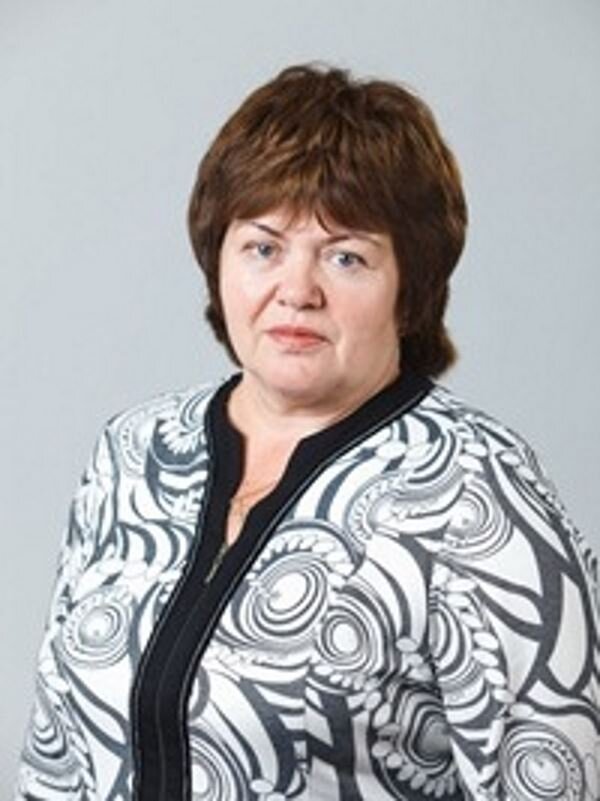 
Руководитель Дендрологического парка и наш замечательный эксперт Антонина Ивановна Минаева.
