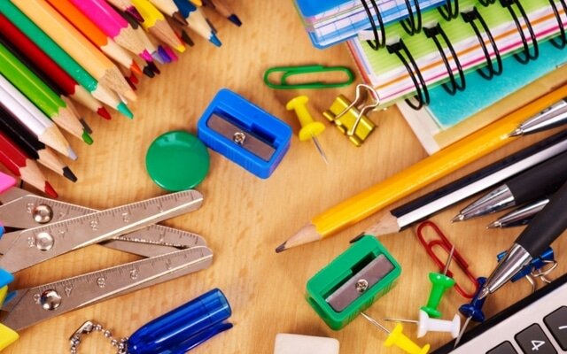 Предметы канцелярские