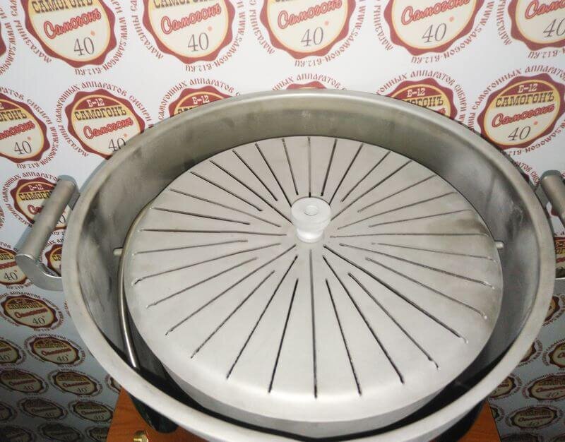 БУНКЕР ПИВОВАРНИ С ВЕРХНЕЙ КРЫШКОЙ