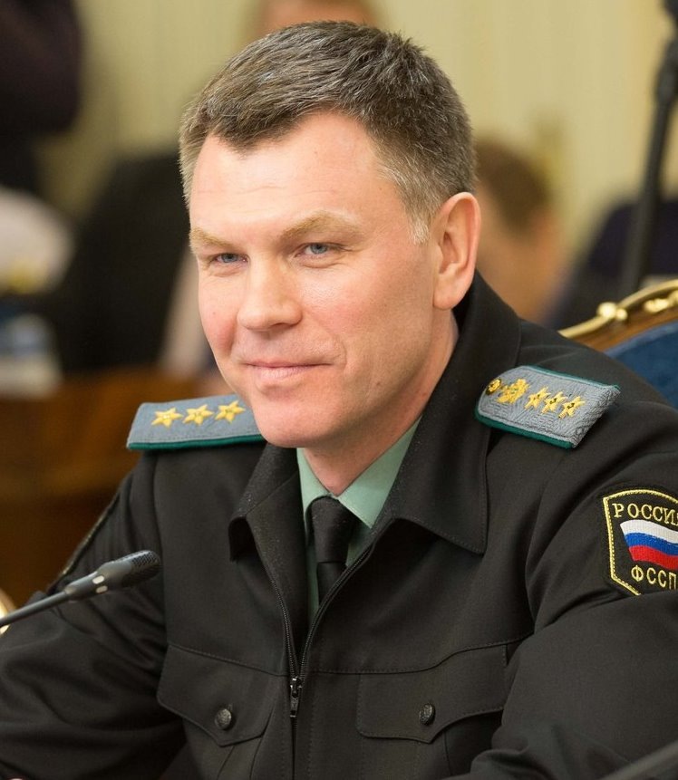 Всего на исполнении за девять месяцев 2018 года находилось более 70 млн производств на 9 трлн рублей. Фактически взысканная на текущее время сумма составила 485 млрд рублей», – прокомментировал Аристов.