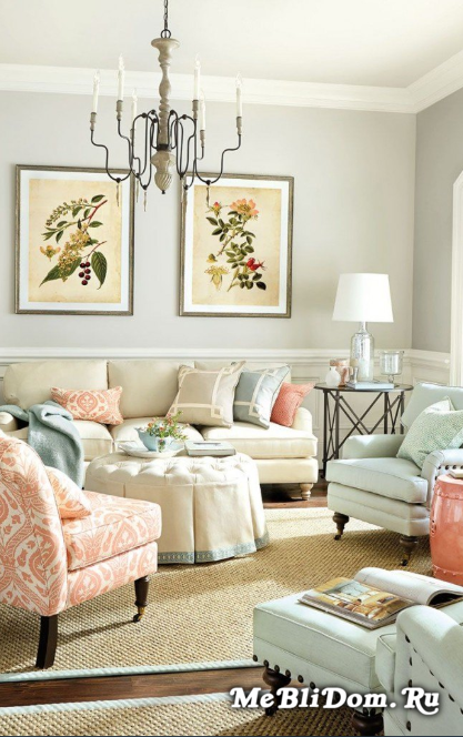 
Типичными металлами для декоративных компонентов американского дизайна являются, как правило, золотые, серебряные, бронзовые, кованые детали.
