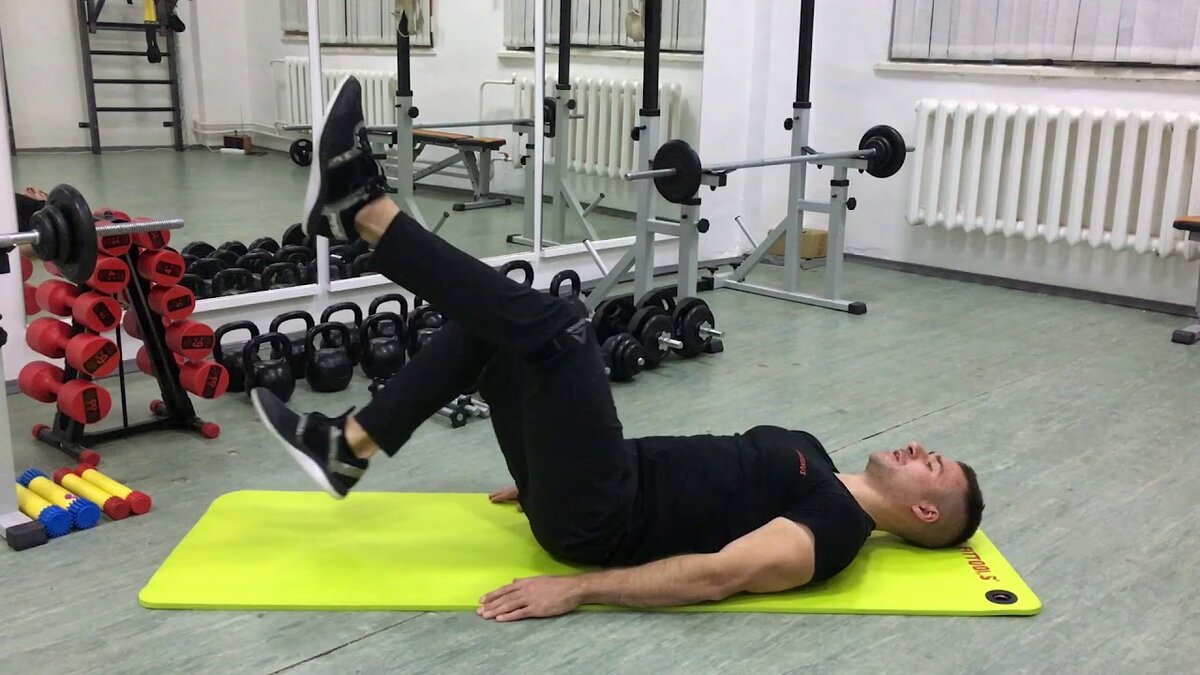 Упражнение велосипед для пресса
