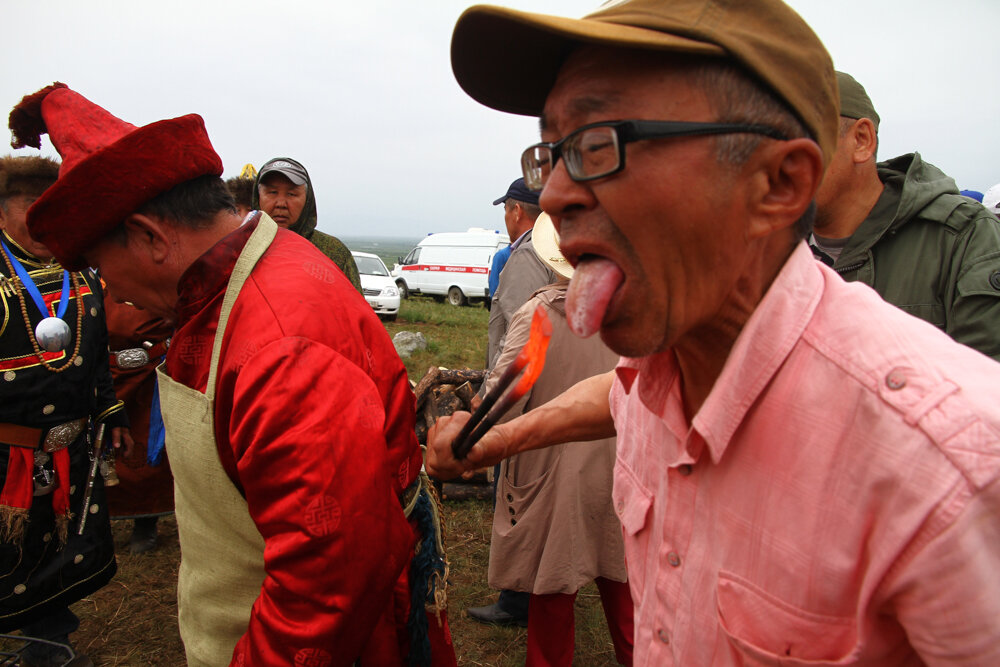 Зачем шаманы лижут раскалённый металл | Заповедный инспектор | Дзен