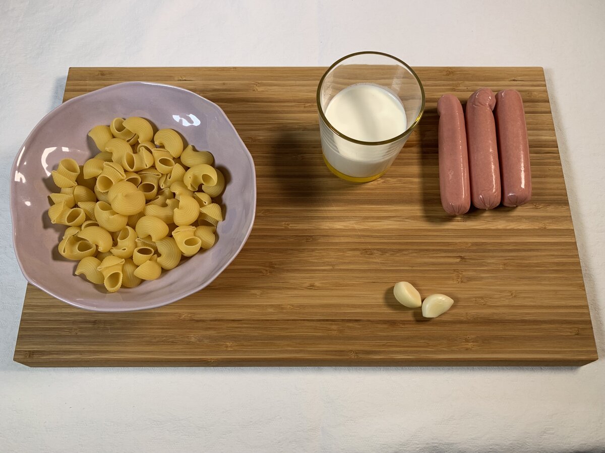 Ингредиенты для Пасты с сосисками