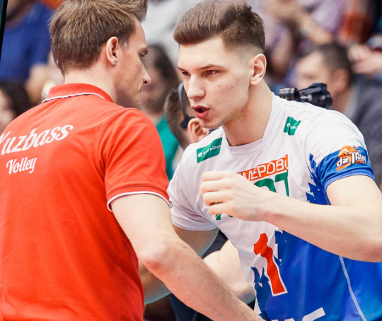"Кузбасс" успешно начал полуфинальную серию в рамках Кубка европейской конфедерации волейбола.