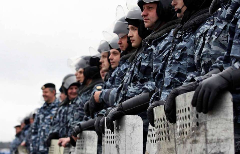 Спецназ на позиции.