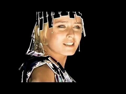 Рошин Мёрфи в клипе Moloko - Sing It Back
