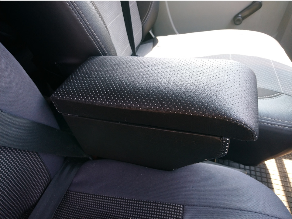 Подлокотник