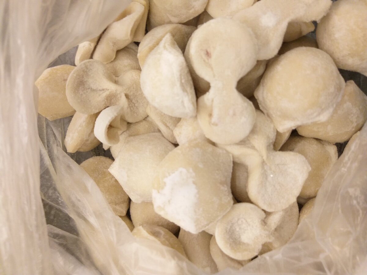 пельмешки и ушки вперемешку