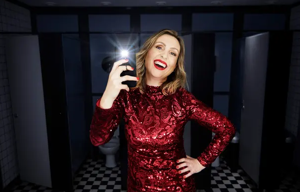 «Случайный секс - это действительно весело, если вы эмоционально находитесь в правильном месте» ... Элеонора Конуэй, которая пробовала безбрачие в течение 10 месяцев.