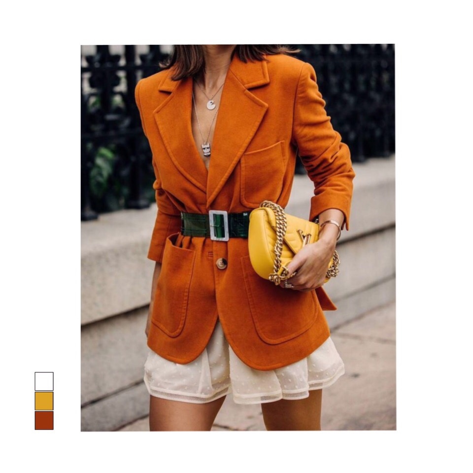 Элегантно и стильно .Всё что нужно для деловой девушки .