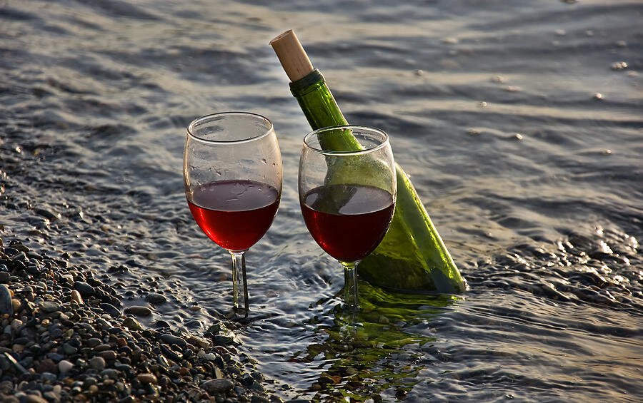 Вино. Фото из Яндекс для иллюстрации. 