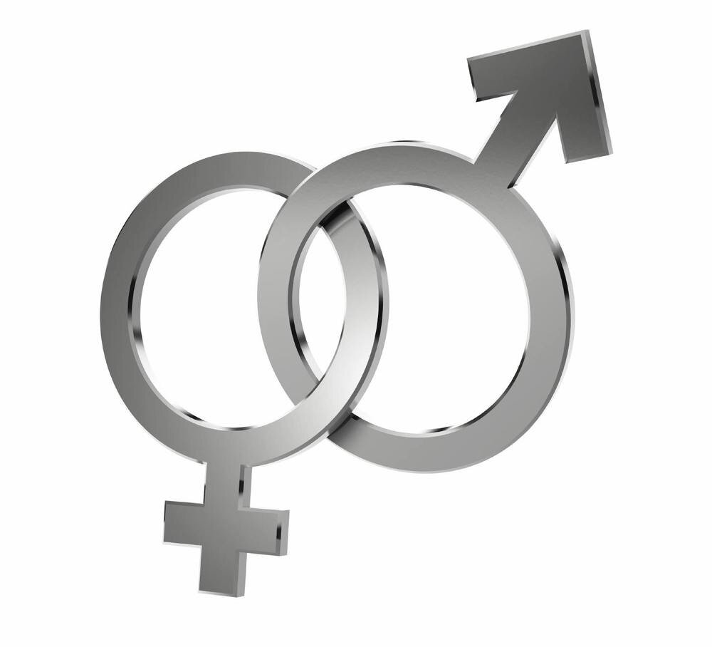 У человека воспитанного в обычной традиционной семье имеющей свои устои и правила, ребенок с детства уже гетеросексуализм направлен и его жизненная цель создание семьи. Но некоторые люди скрывают свою истинную направленность, не признавая ее и пряча свои пристрастия от окружающих. Сейчас уже стало модно объявлять о своих нетрадиционных сексуальных предпочтениях, даже бравировать этим и считать свои пристрастия нормой. Многие из молодых людей практически знают всю информацию о гомо и би, но не знают ориентация гетеро что означает, и вообще что это такое. Натуралы это люди с традиционной сексуальной направленностью. Что понимают под этим значением? Это мужчина или женщина, которые выбирают себе для отношений человека противоположного пола в партнеры для романтических и сексуальных отношений, создания семейной пары и для рождения детей. То есть по данным статистики – обычный человек имеющих семью и в большинстве случаев детей. Многие люди считают этот тип влечения единственно правильным и естественным, не противоречащей моральным принципам и устоям общества. В основе натурального типа влечения лежат инстинкты к размножению, а не только получение чувственного и сексуального удовольствия.