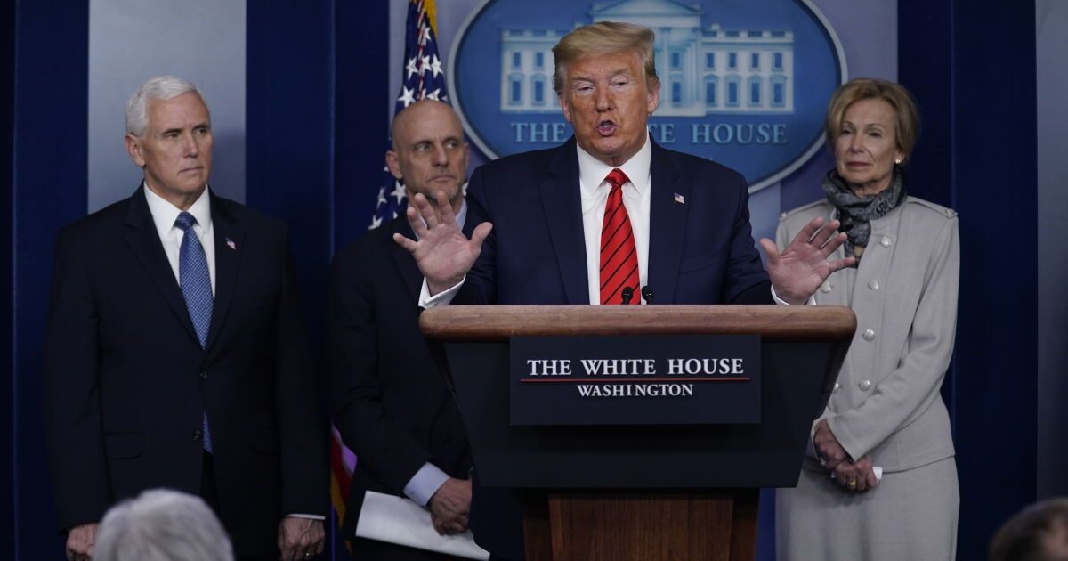 Это ужасно, что черные общины страдают в три-четыре раза больше, чем остальные. 