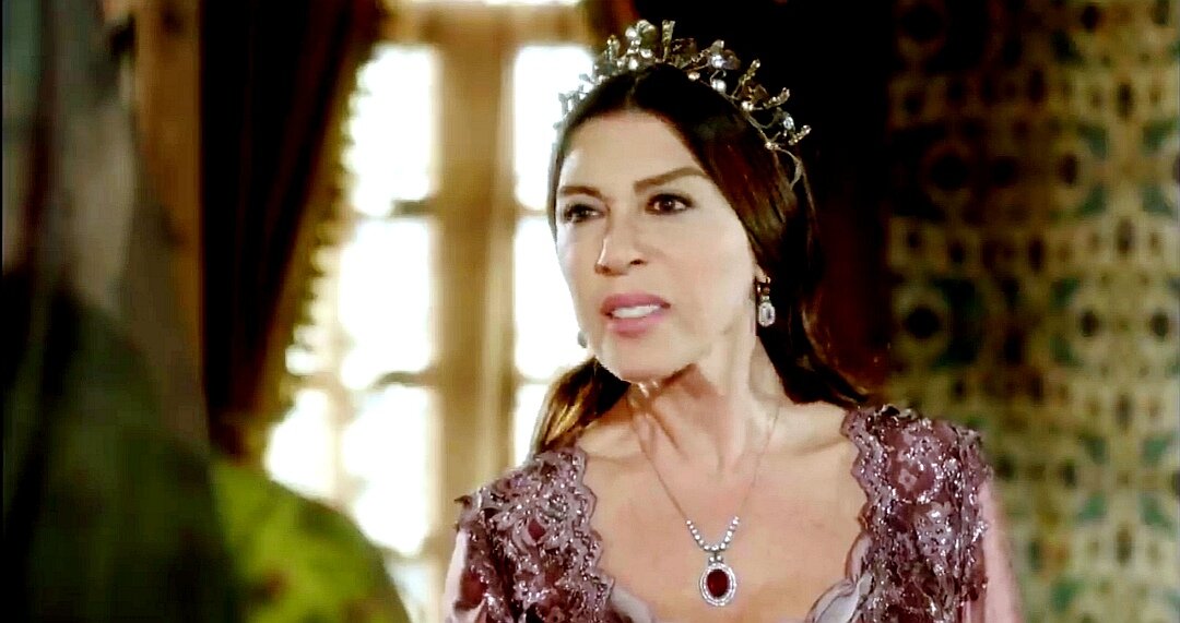 Кадр из сериала "Великолепный век" 