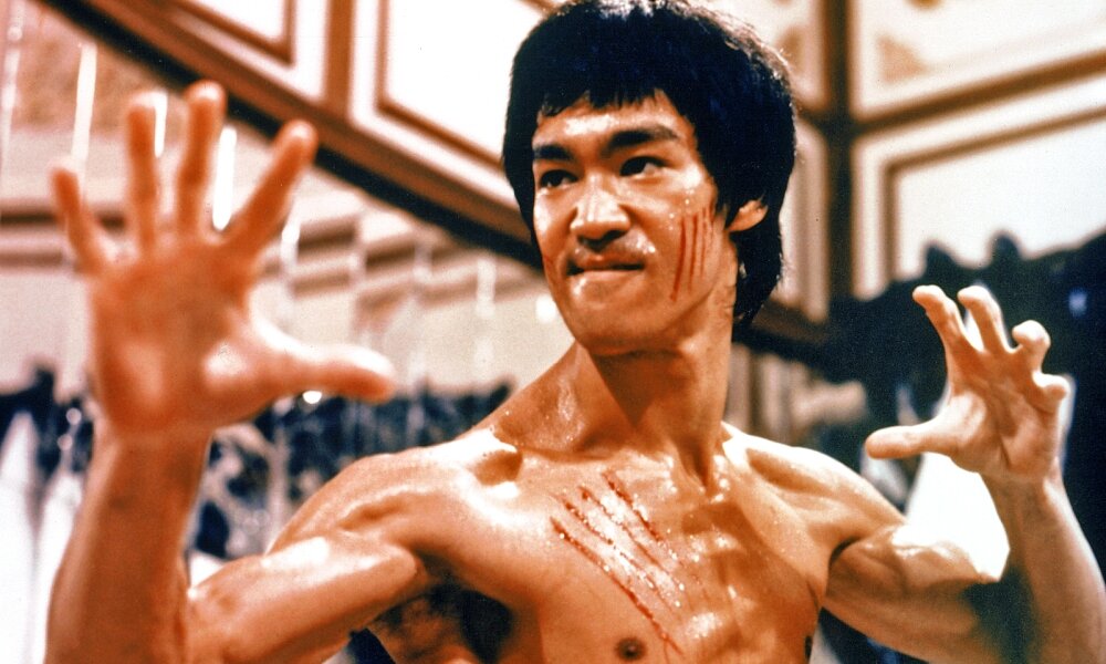 Он прожил короткую, но запоминающуюся жизнь. 