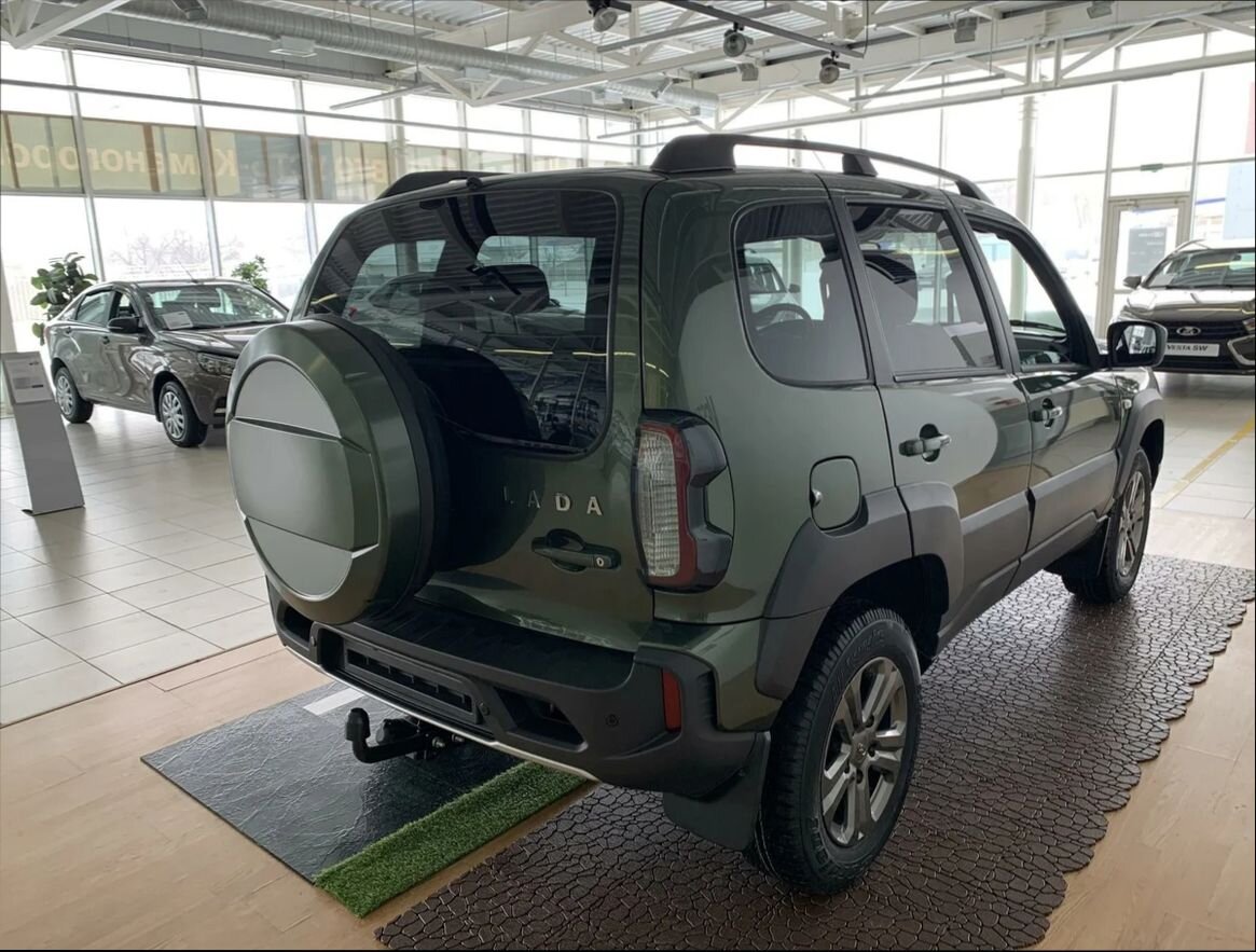 Ульяновск нива тревел. Chevrolet Niva Travel 2021. Шевроле Нива 2022 Тревел.