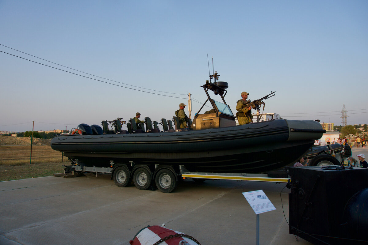 Внешний вид катера.